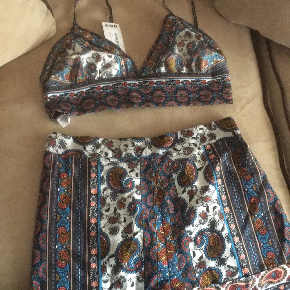 Short set - Picture 2 of 5